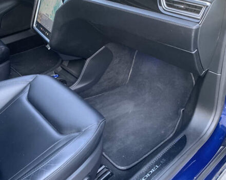 Синий Тесла Модель С, объемом двигателя 0 л и пробегом 122 тыс. км за 17000 $, фото 18 на Automoto.ua