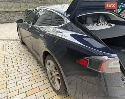 Синій Тесла Модель С, об'ємом двигуна 0 л та пробігом 140 тис. км за 12417 $, фото 6 на Automoto.ua