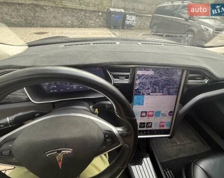 Синій Тесла Модель С, об'ємом двигуна 0 л та пробігом 140 тис. км за 12417 $, фото 14 на Automoto.ua
