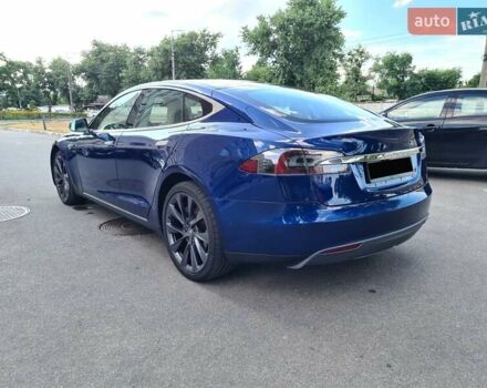 Синий Тесла Модель С, объемом двигателя 0 л и пробегом 93 тыс. км за 16400 $, фото 2 на Automoto.ua