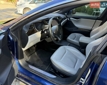 Синій Тесла Модель С, об'ємом двигуна 0 л та пробігом 160 тис. км за 18888 $, фото 8 на Automoto.ua