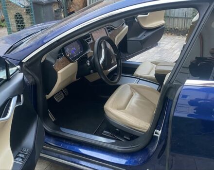 Синий Тесла Модель С, объемом двигателя 0 л и пробегом 103 тыс. км за 17700 $, фото 5 на Automoto.ua