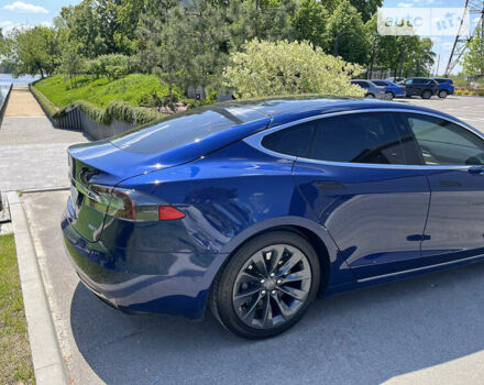 Синий Тесла Модель С, объемом двигателя 0 л и пробегом 125 тыс. км за 24900 $, фото 16 на Automoto.ua