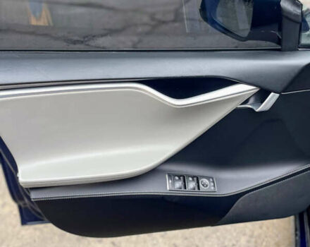 Синий Тесла Модель С, объемом двигателя 0 л и пробегом 249 тыс. км за 14500 $, фото 9 на Automoto.ua