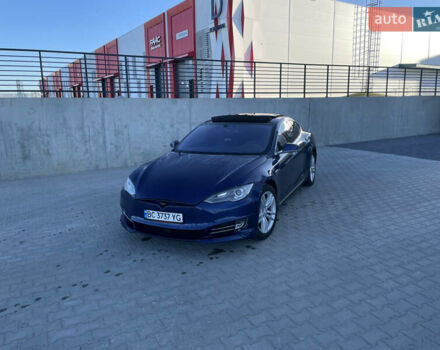 Тесла Модель С 2016 в Львове на Automoto.ua Синий Тесла Модель С, объемом двигателя 0 л и пробегом 120 тыс. км за 18000 $, фото 2 на Automoto.ua