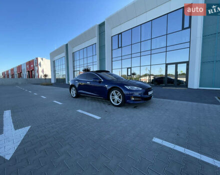 Тесла Модель С 2016 в Львове на Automoto.ua Синий Тесла Модель С, объемом двигателя 0 л и пробегом 120 тыс. км за 18000 $, фото 9 на Automoto.ua