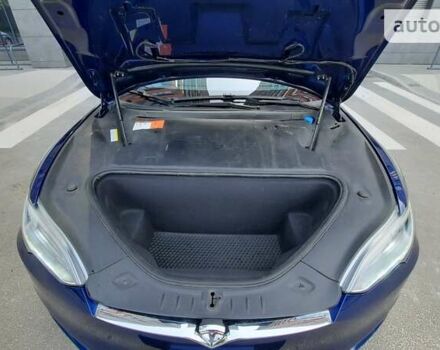 Синий Тесла Модель С, объемом двигателя 0 л и пробегом 137 тыс. км за 22500 $, фото 26 на Automoto.ua