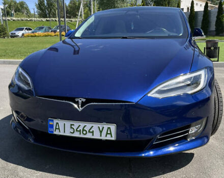 Синий Тесла Модель С, объемом двигателя 0 л и пробегом 125 тыс. км за 24900 $, фото 18 на Automoto.ua