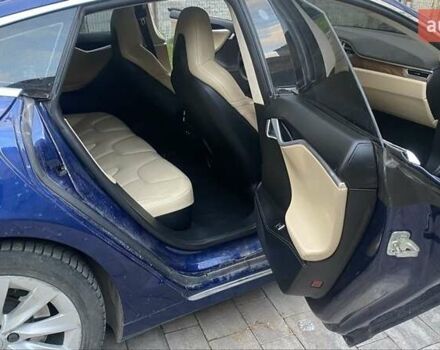 Синій Тесла Модель С, об'ємом двигуна 0 л та пробігом 103 тис. км за 17700 $, фото 5 на Automoto.ua