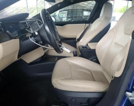 Синий Тесла Модель С, объемом двигателя 0 л и пробегом 228 тыс. км за 9000 $, фото 5 на Automoto.ua