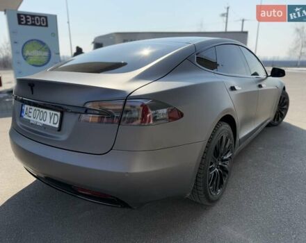 Синий Тесла Модель С, объемом двигателя 0 л и пробегом 200 тыс. км за 17900 $, фото 2 на Automoto.ua