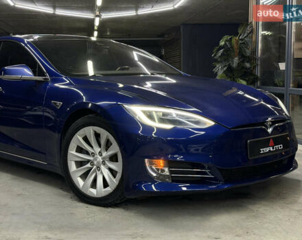 Синій Тесла Модель С, об'ємом двигуна 0 л та пробігом 244 тис. км за 15500 $, фото 3 на Automoto.ua