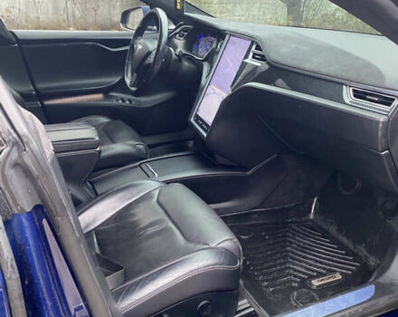 Синий Тесла Модель С, объемом двигателя 0 л и пробегом 154 тыс. км за 17950 $, фото 7 на Automoto.ua