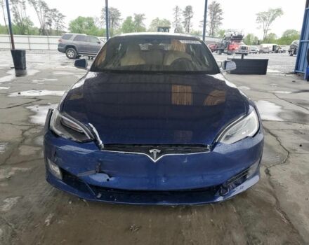 Синий Тесла Модель С, объемом двигателя 0 л и пробегом 228 тыс. км за 9000 $, фото 4 на Automoto.ua