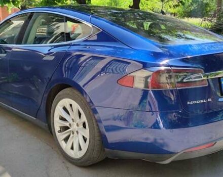 Синий Тесла Модель С, объемом двигателя 0 л и пробегом 150 тыс. км за 17500 $, фото 4 на Automoto.ua