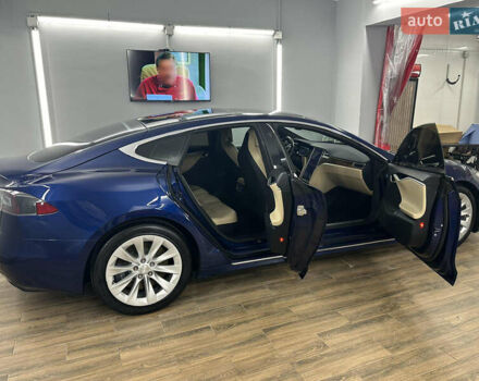 Синий Тесла Модель С, объемом двигателя 0 л и пробегом 137 тыс. км за 17499 $, фото 9 на Automoto.ua