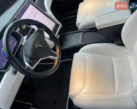 Синій Тесла Модель С, об'ємом двигуна 0 л та пробігом 115 тис. км за 22700 $, фото 11 на Automoto.ua