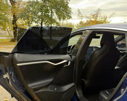 Тесла Модель С 2017 в Снятине на Automoto.ua Синий Тесла Модель С, объемом двигателя 0 л и пробегом 123 тыс. км за 21800 $, фото 16 на Automoto.ua