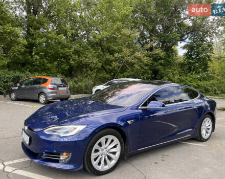 Синий Тесла Модель С, объемом двигателя 0 л и пробегом 133 тыс. км за 18300 $, фото 30 на Automoto.ua