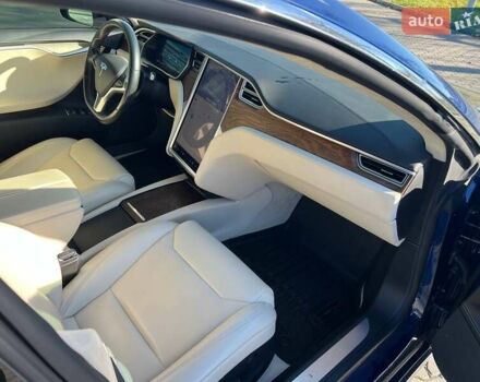 Синій Тесла Модель С, об'ємом двигуна 0 л та пробігом 65 тис. км за 28000 $, фото 7 на Automoto.ua