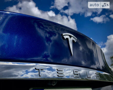 Синий Тесла Модель С, объемом двигателя 0 л и пробегом 130 тыс. км за 21500 $, фото 19 на Automoto.ua
