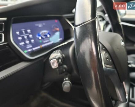 Синій Тесла Модель С, об'ємом двигуна 0 л та пробігом 135 тис. км за 20999 $, фото 82 на Automoto.ua