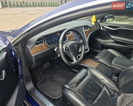 Тесла Модель С 2017 у Тысменице на Automoto.ua Синій Тесла Модель С, об'ємом двигуна 0 л та пробігом 215 тис. км за 17500 $, фото 4 на Automoto.ua