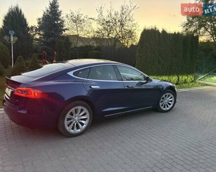 Синий Тесла Модель С, объемом двигателя 0 л и пробегом 75 тыс. км за 16500 $, фото 4 на Automoto.ua