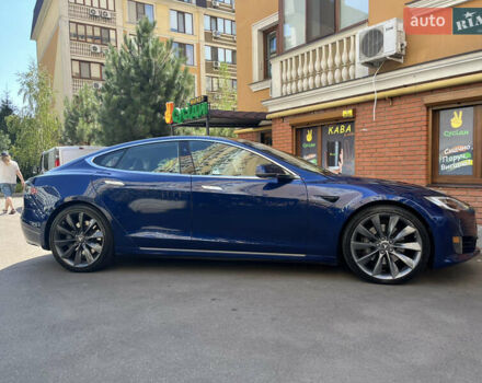 Синий Тесла Модель С, объемом двигателя 0 л и пробегом 268 тыс. км за 17500 $, фото 3 на Automoto.ua