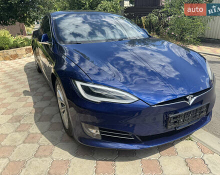 Тесла Модель С 2017 в Одессе на Automoto.ua Синий Тесла Модель С, объемом двигателя 0 л и пробегом 190 тыс. км за 17500 $, фото 2 на Automoto.ua