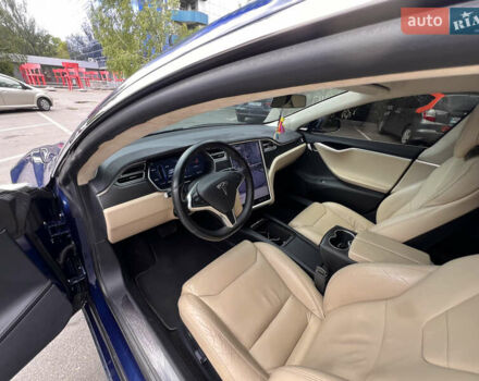Синий Тесла Модель С, объемом двигателя 0 л и пробегом 133 тыс. км за 18300 $, фото 42 на Automoto.ua