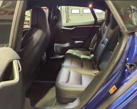 Тесла Модель С 2017 в Киеве на Automoto.ua Синий Тесла Модель С, объемом двигателя 0 л и пробегом 134 тыс. км за 15900 $, фото 4 на Automoto.ua