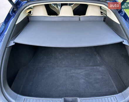 Синий Тесла Модель С, объемом двигателя 0 л и пробегом 147 тыс. км за 23333 $, фото 12 на Automoto.ua