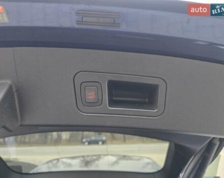 Синий Тесла Модель С, объемом двигателя 0 л и пробегом 220 тыс. км за 16000 $, фото 5 на Automoto.ua