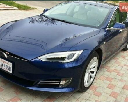 Синий Тесла Модель С, объемом двигателя 0 л и пробегом 9 тыс. км за 46999 $, фото 5 на Automoto.ua