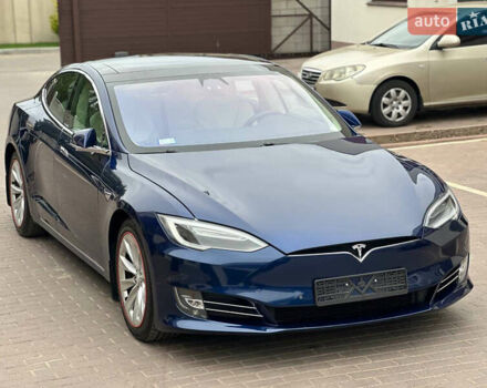 Синій Тесла Модель С, об'ємом двигуна 0 л та пробігом 120 тис. км за 21500 $, фото 12 на Automoto.ua