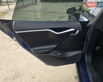 Синий Тесла Модель С, объемом двигателя 0 л и пробегом 217 тыс. км за 17999 $, фото 6 на Automoto.ua