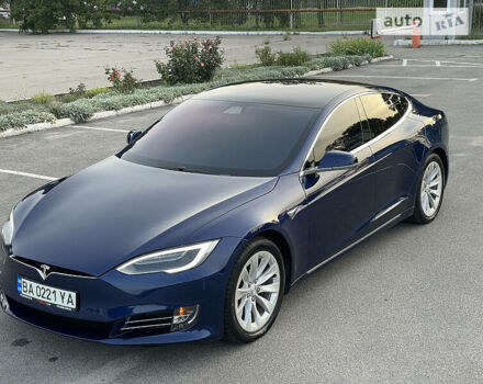 Синий Тесла Модель С, объемом двигателя 0 л и пробегом 110 тыс. км за 49950 $, фото 1 на Automoto.ua