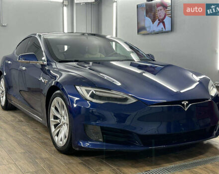 Синий Тесла Модель С, объемом двигателя 0 л и пробегом 137 тыс. км за 17499 $, фото 2 на Automoto.ua
