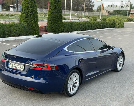 Синій Тесла Модель С, об'ємом двигуна 0 л та пробігом 110 тис. км за 49950 $, фото 11 на Automoto.ua