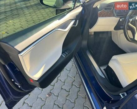 Синій Тесла Модель С, об'ємом двигуна 0 л та пробігом 65 тис. км за 28000 $, фото 12 на Automoto.ua