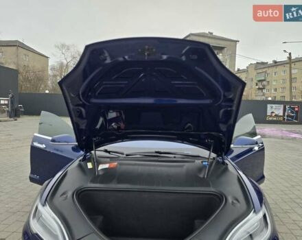 Синий Тесла Модель С, объемом двигателя 0 л и пробегом 220 тыс. км за 16000 $, фото 10 на Automoto.ua