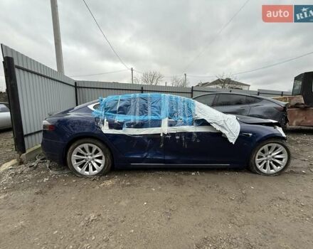 Синій Тесла Модель С, об'ємом двигуна 0 л та пробігом 158 тис. км за 10900 $, фото 4 на Automoto.ua