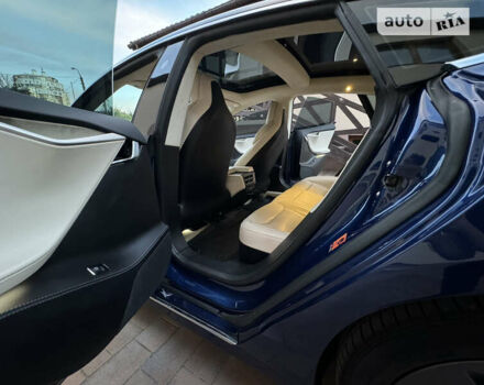 Синий Тесла Модель С, объемом двигателя 0 л и пробегом 125 тыс. км за 29999 $, фото 20 на Automoto.ua