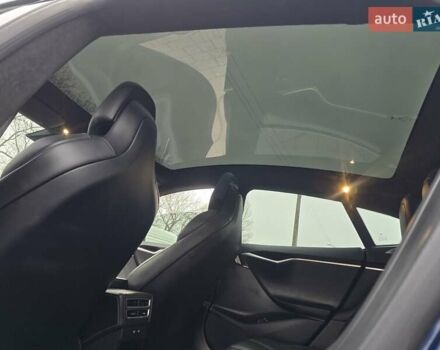 Синий Тесла Модель С, объемом двигателя 0 л и пробегом 220 тыс. км за 16000 $, фото 6 на Automoto.ua