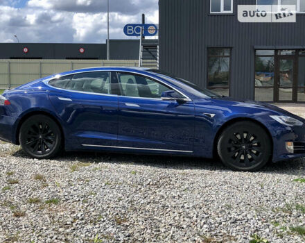 Синий Тесла Модель С, объемом двигателя 0 л и пробегом 130 тыс. км за 21500 $, фото 9 на Automoto.ua