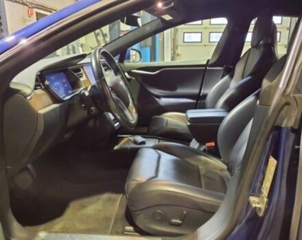 Тесла Модель С 2017 в Киеве на Automoto.ua Синий Тесла Модель С, объемом двигателя 0 л и пробегом 134 тыс. км за 15900 $, фото 7 на Automoto.ua