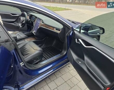 Синий Тесла Модель С, объемом двигателя 0 л и пробегом 220 тыс. км за 16000 $, фото 9 на Automoto.ua