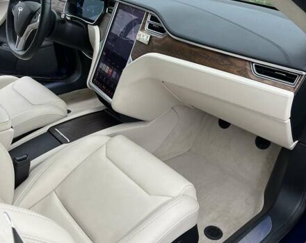 Синій Тесла Модель С, об'ємом двигуна 0 л та пробігом 49 тис. км за 42000 $, фото 11 на Automoto.ua