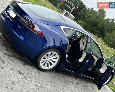 Синій Тесла Модель С, об'ємом двигуна 0 л та пробігом 49 тис. км за 42000 $, фото 25 на Automoto.ua